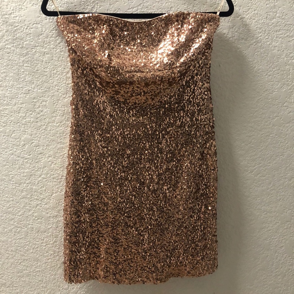 Gold sequins dress